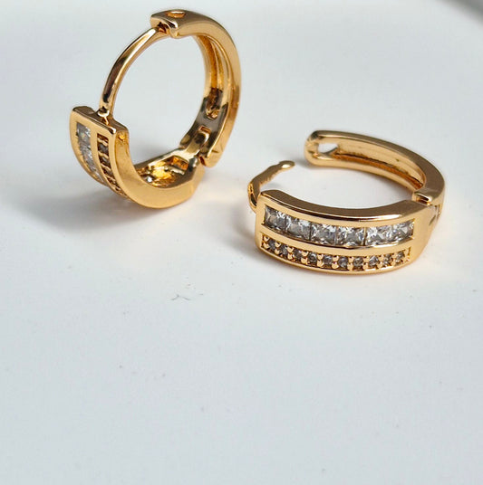 ANNAYA Classic Gold-Plated Crystal Hoop Earrings