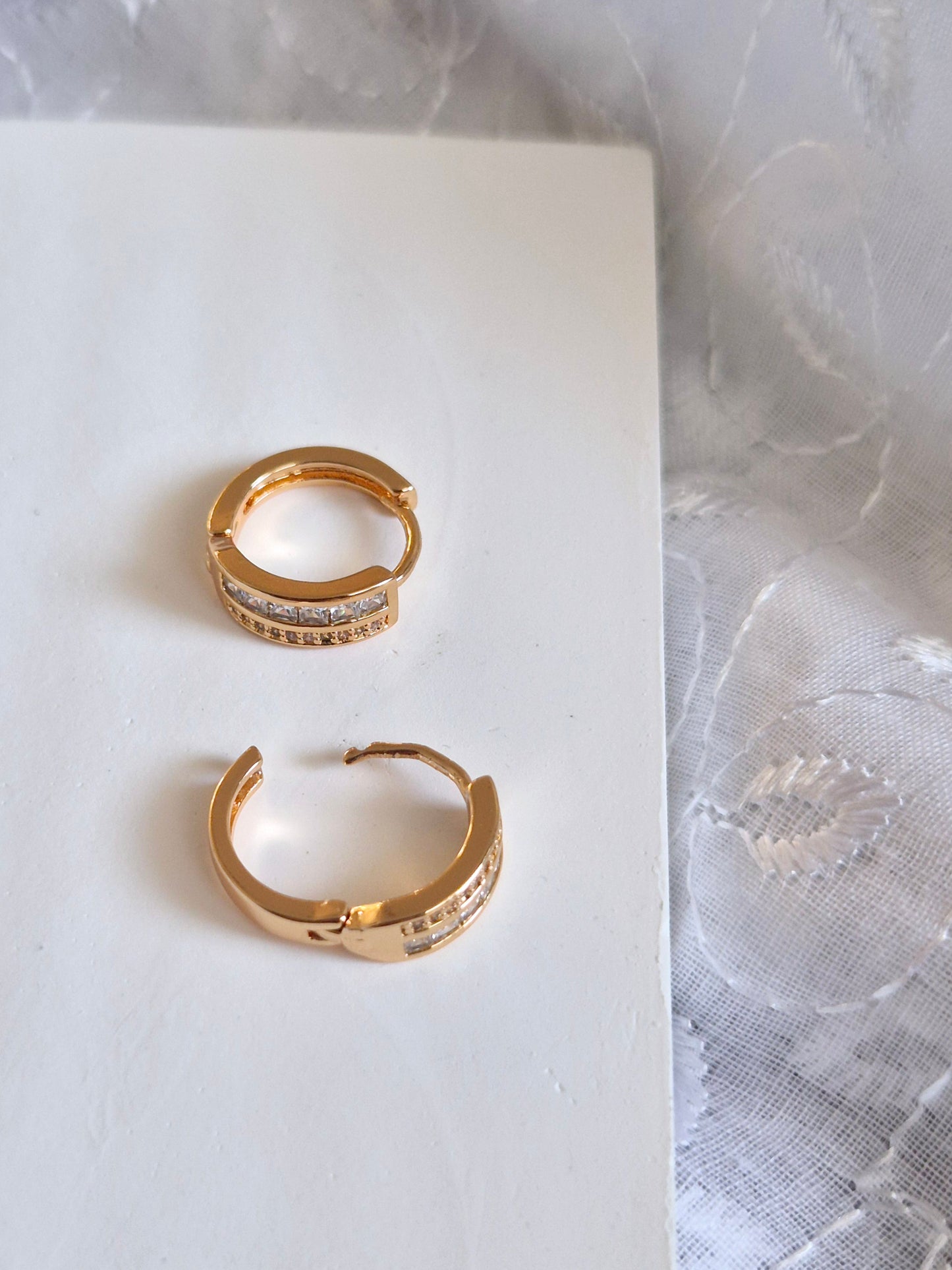 ANNAYA Classic Gold-Plated Crystal Hoop Earrings