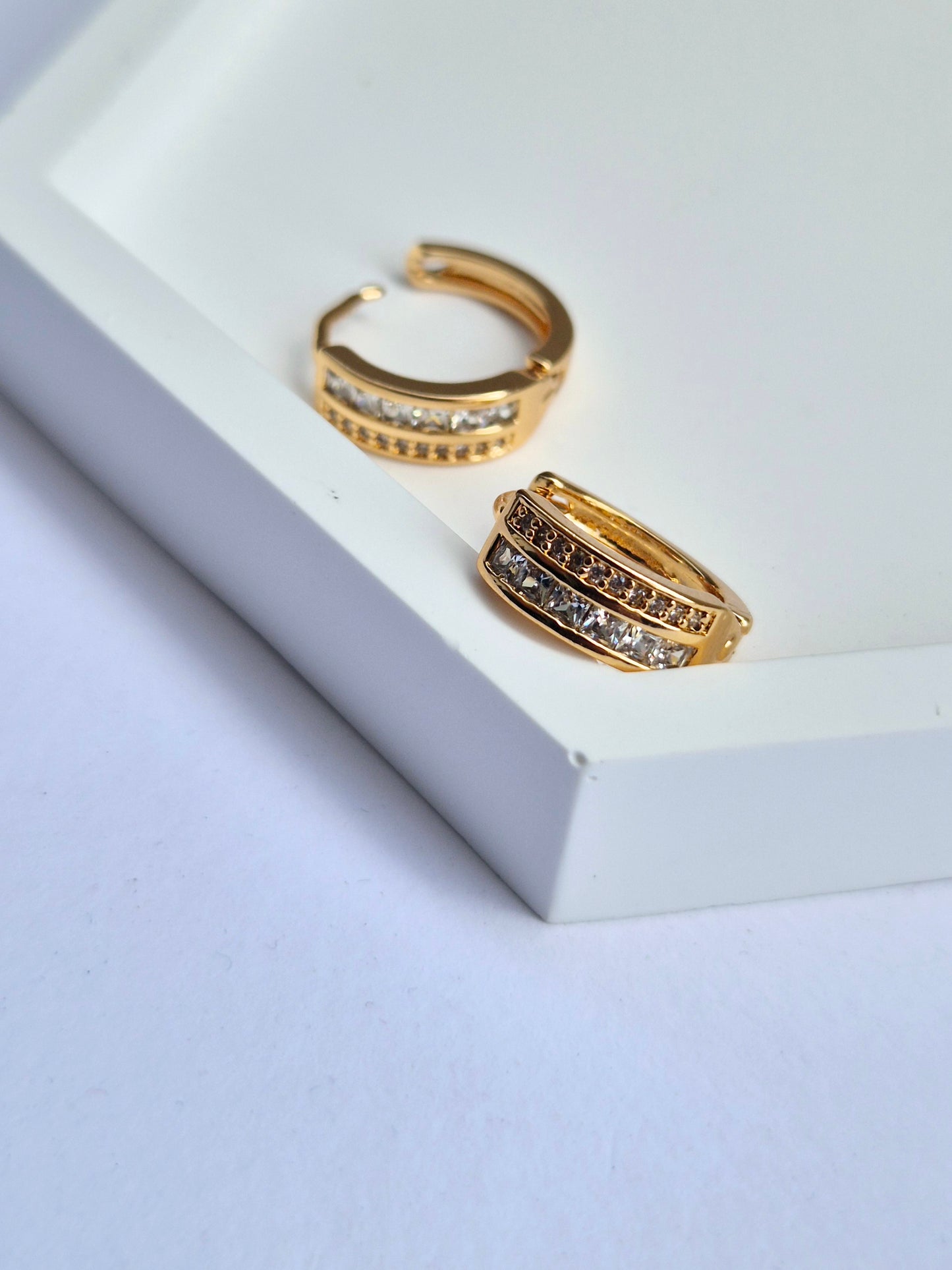 ANNAYA Classic Gold-Plated Crystal Hoop Earrings