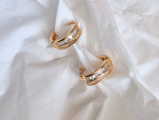 ANNAYA Classic Gold-Plated Crystal Hoop Earrings