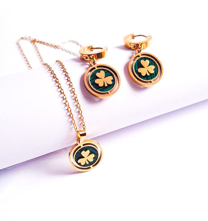 ANNAYA Clover Leaf Necklace & Hoop Earrings – Green & Gold Enamel Jewelry