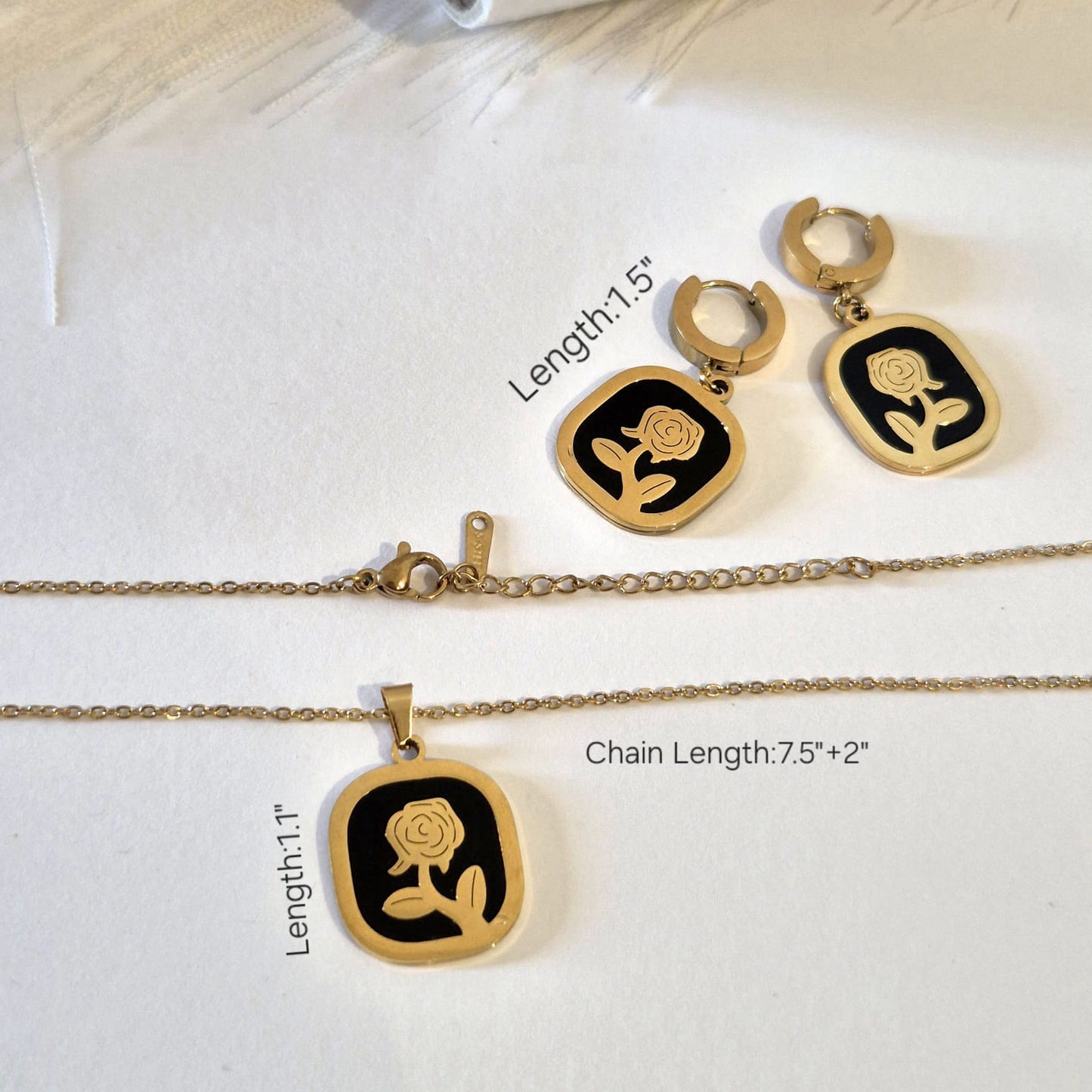 ANNAYA Rose Pendant Necklace & Earrings – Gold-Plated with Black Enamel